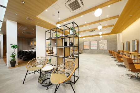 初任給が、23万円！