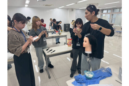 アカデミー完備