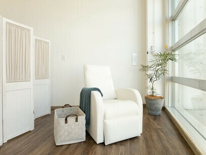 WHITE EYE 金山店