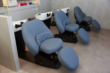 地域密着型サロンとして幅広いお客様に愛されてます。