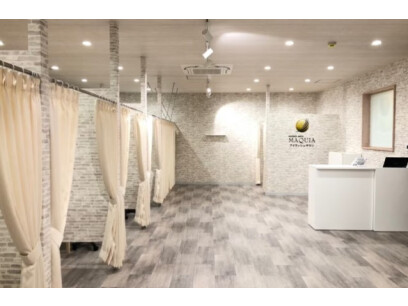 MAQUIA 名護店