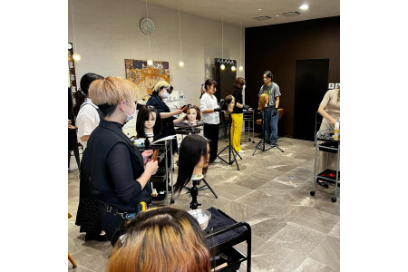 ウィッグ補助・営業時間内練習年間250時間確保しています☆