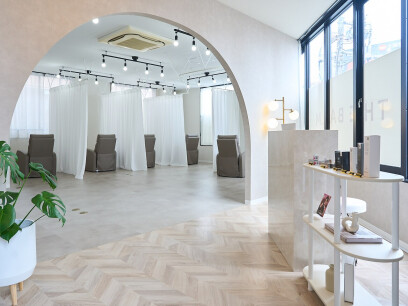 THE BALM　南越谷店