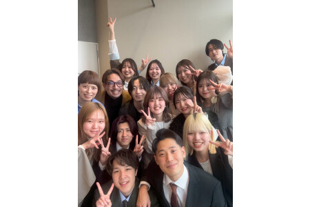 2025年入社式の様子。素敵な仲間が入社してくれました！