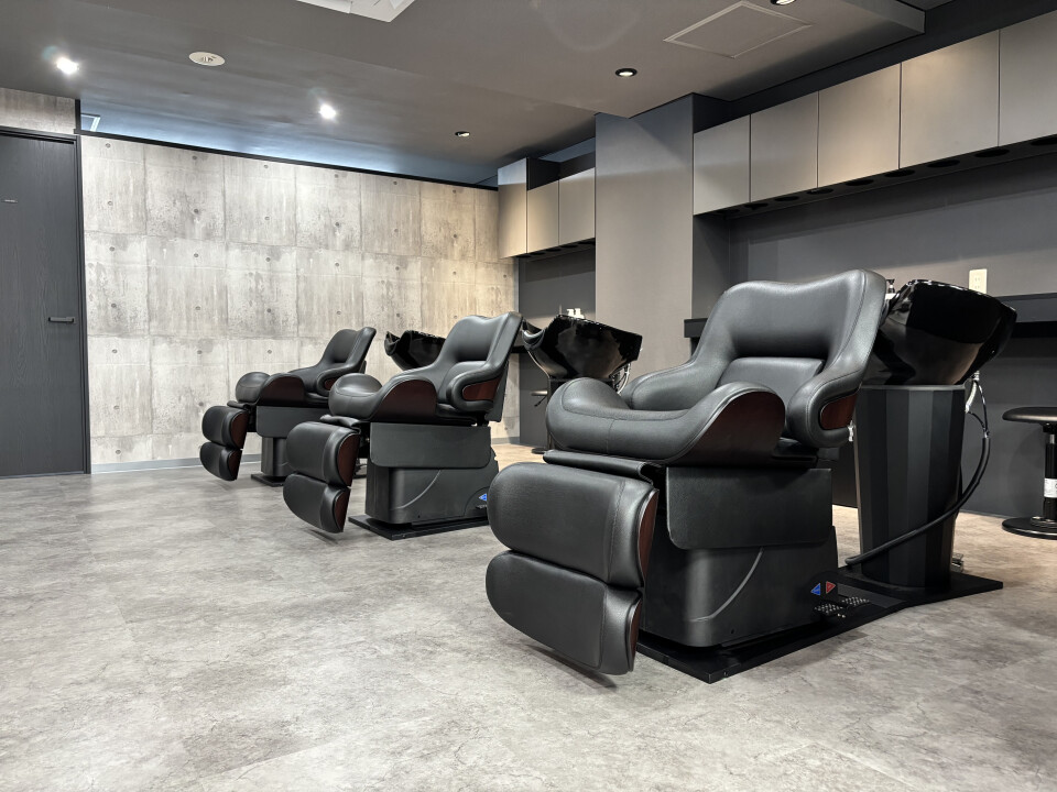 ambitious 【アンビシャス】/有限会社ジェフ・ビーズ