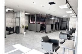 ambitious 【アンビシャス】/有限会社ジェフ・ビーズ