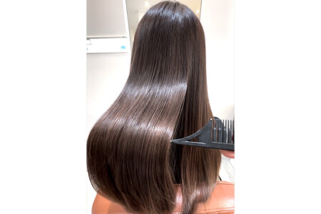 三河地域では【Laetitia】のみ！最高峰の艶髪を叶える♪