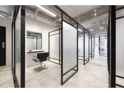 SALOWIN　梅田茶屋町店