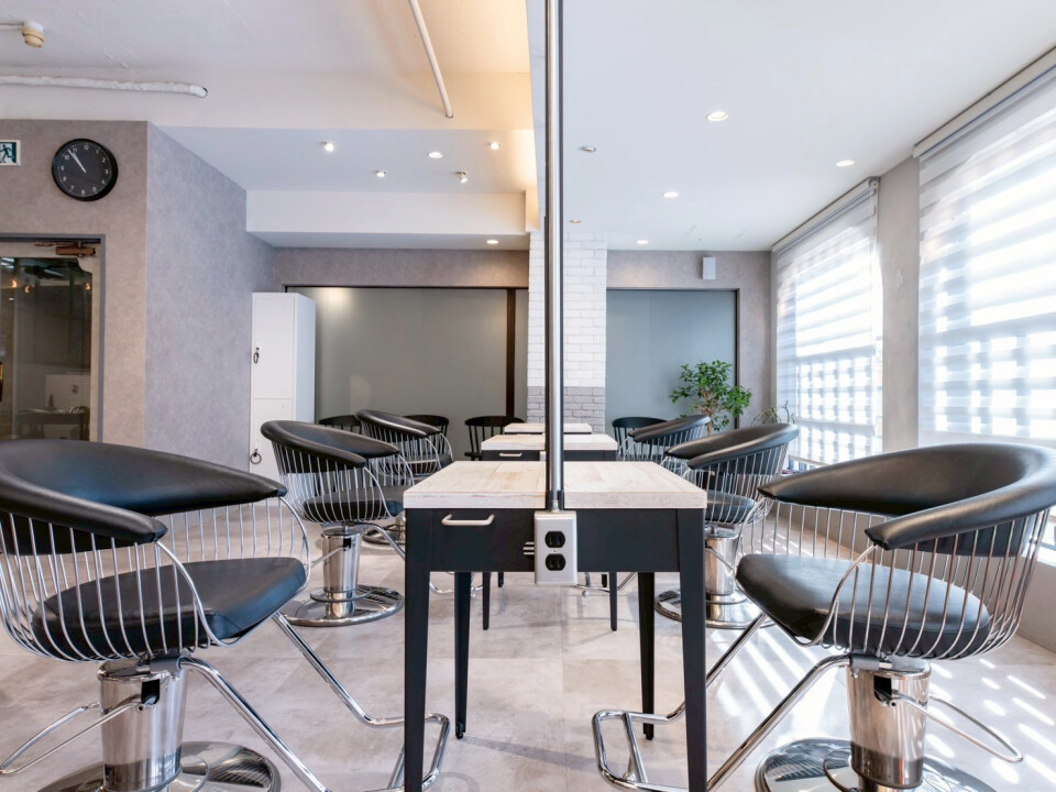 ハイラックス株式会社