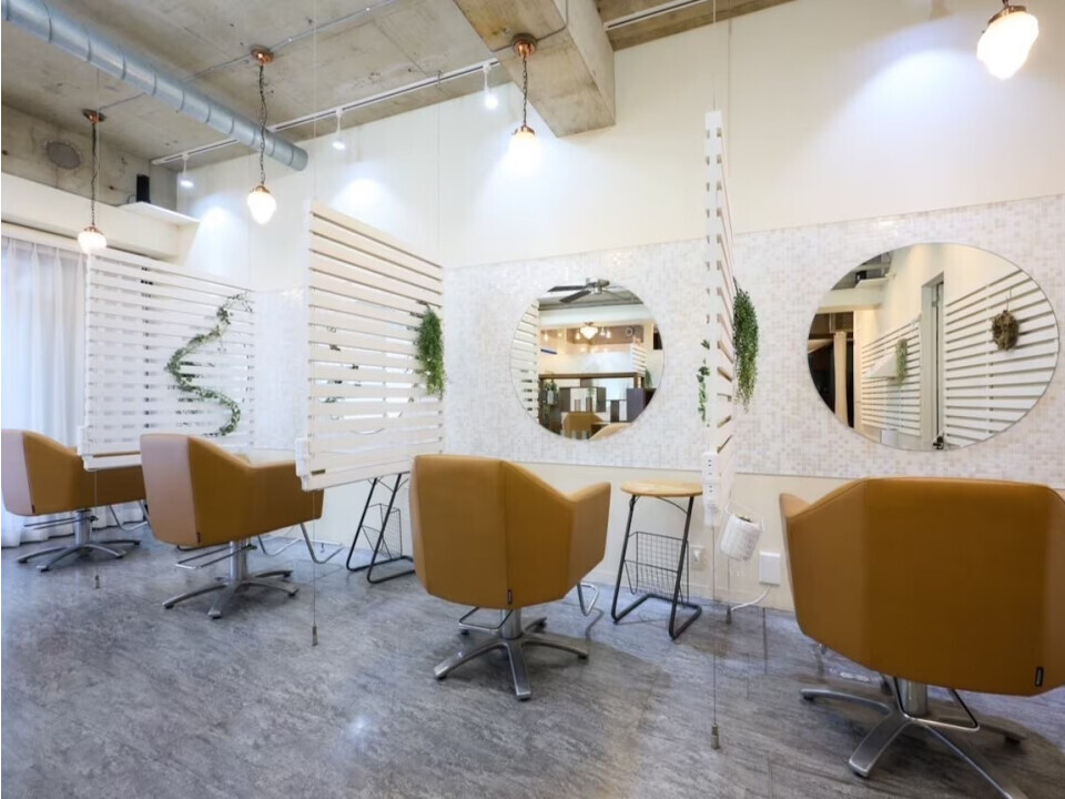 ailis【アイリス】／株式会社abis