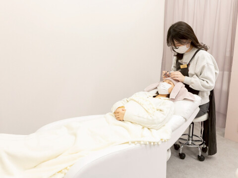 株式会社グッドモーニングホールディングス