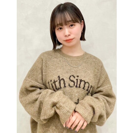 アシスタント　六與莉奈