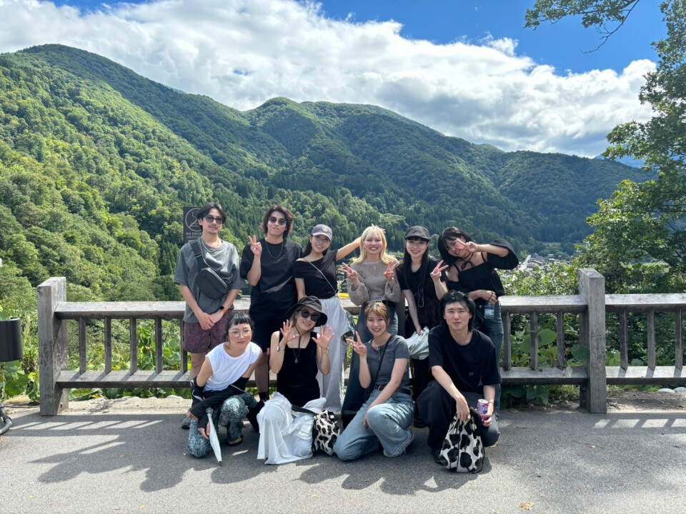 株式会社アンプ