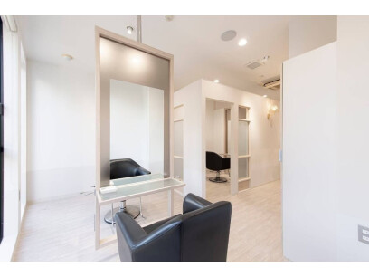 【完全個室サロン】tocca hair&treatment柏店