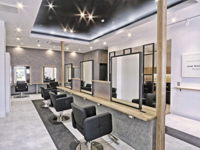 9o'clock【ナインオクロック】津志田店