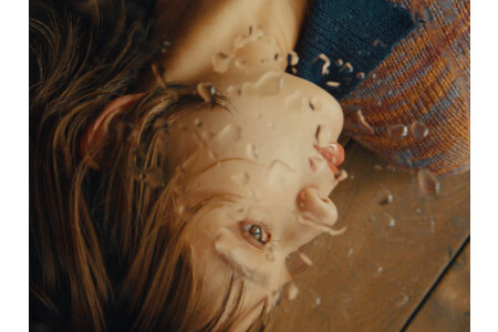 クリエイティブも先輩スタイリストのもとで学べる！