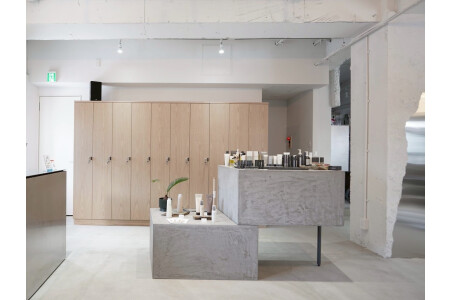 陽の光が入るこだわりの空間でお出迎え