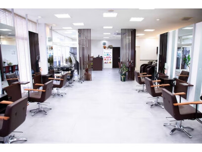 有限会社　ゼニス（Aries美容室）