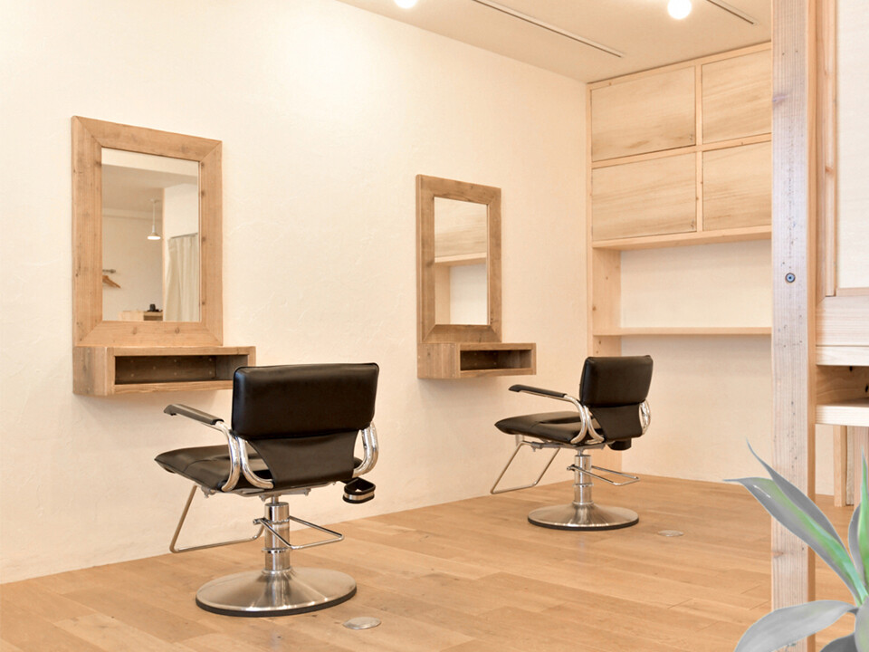 2階の美容室