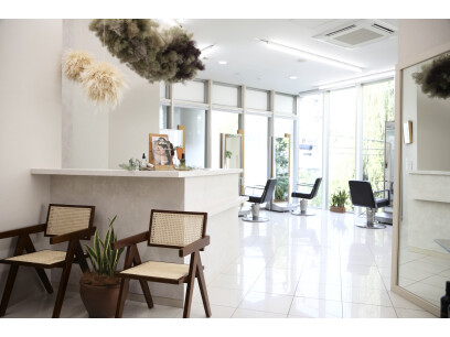 tricot  TOKYO AVEDA 表参道店