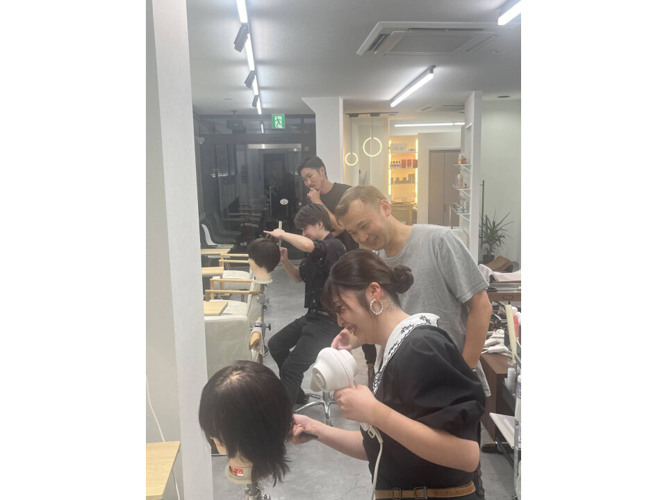 株式会社WELLBEING