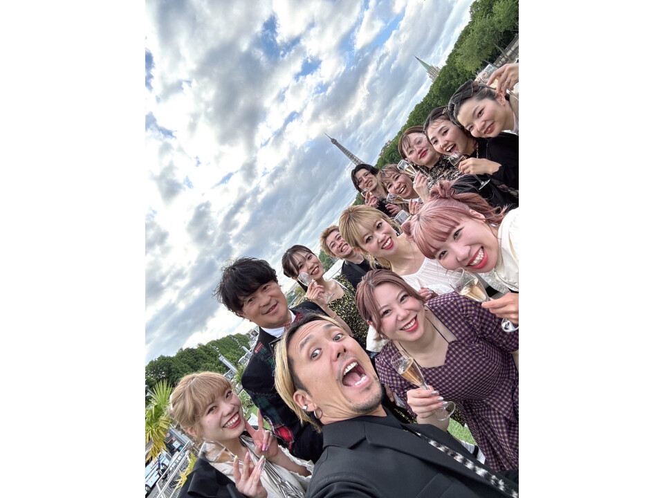 株式会社エイティーン・インターナショナル