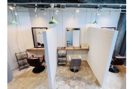 株式会社clapotis