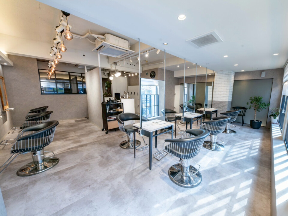 ハイラックス株式会社