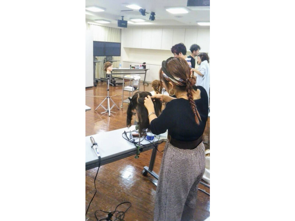 有限会社HOALOHA／美容室FRERE