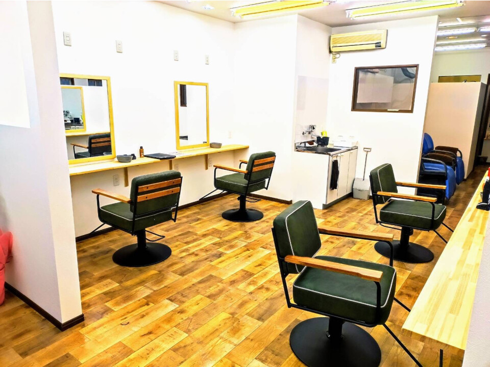 有限会社HOALOHA／美容室FRERE