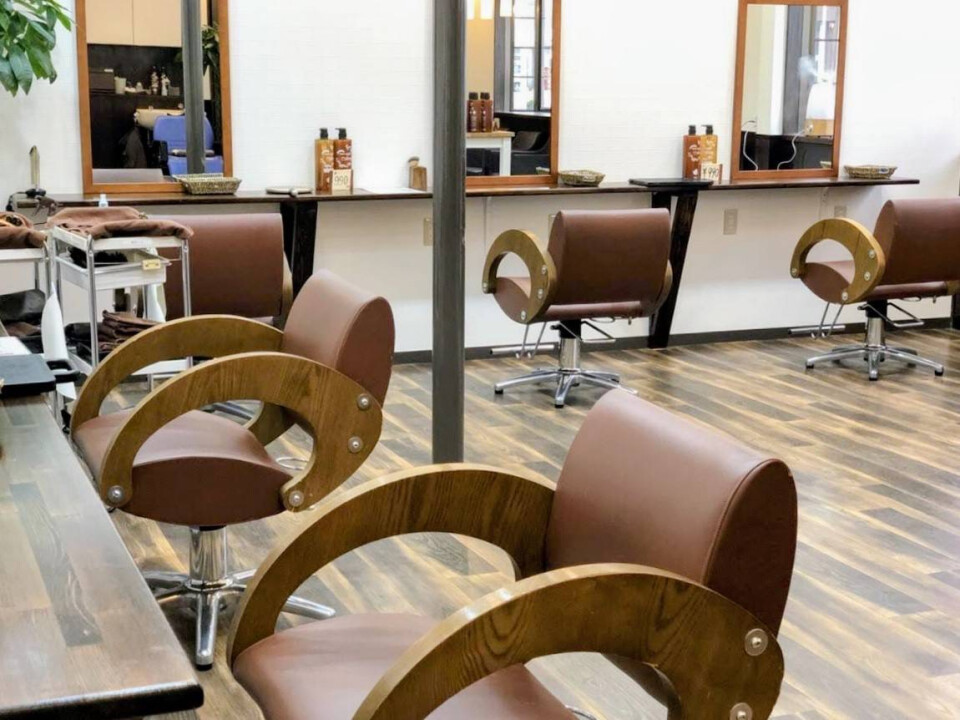 有限会社HOALOHA／美容室FRERE