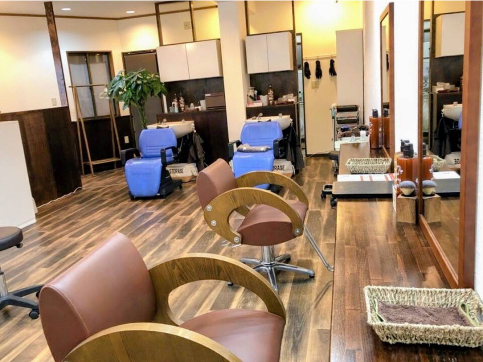 有限会社HOALOHA／美容室FRERE