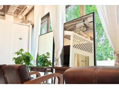 Apiuz Hair 梅田店【アピューズヘアーウメダ】