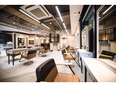 tocca hair&treatment 博多駅筑紫口店