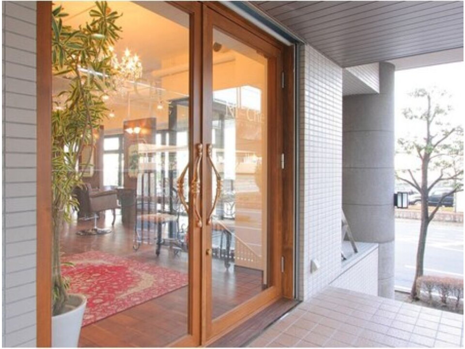 NiｰChe（ニーチェ）