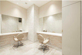 sins 髪質改善・縮毛矯正・酸性ストレート 銀座