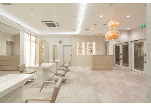 sins 髪質改善・縮毛矯正・酸性ストレート 銀座