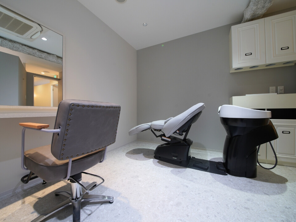 株式会社アロッタ/alotta梅田茶屋町店