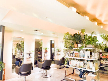 CRiB hair 千葉中央店