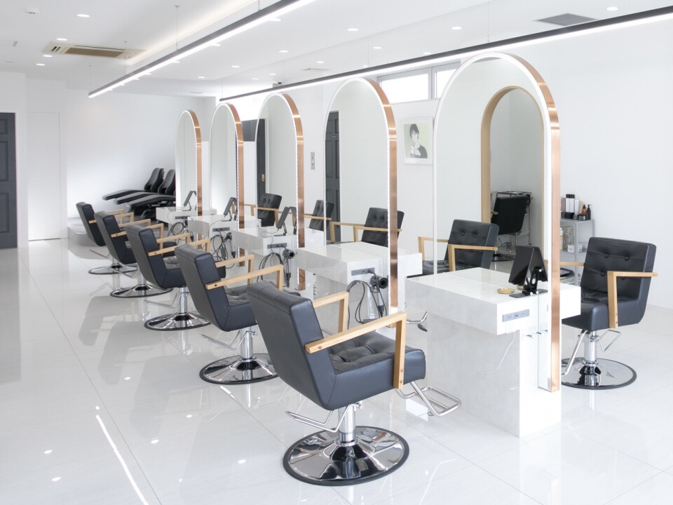 little【リトル】 / 株式会社anemone【アネモネ】