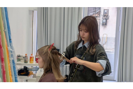 アカデミー完備☆2年間で240時間営業時間レッスン！