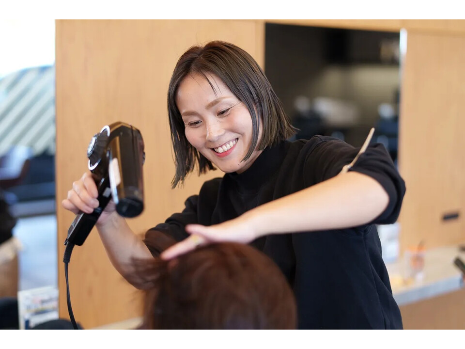 株式会社イーサロングループ/SALONS Beauty Group