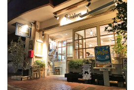 Sneakers（スニーカーズ）