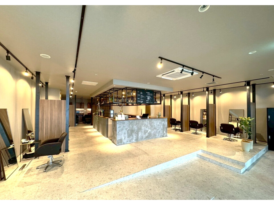 髪質改善オージュア認定サロン un【アン】/ 株式会社 gimmick【ギミック】