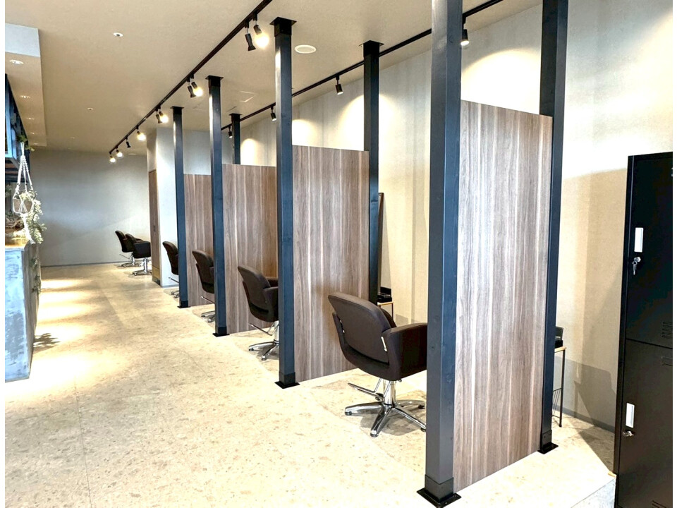 髪質改善オージュア認定サロン un【アン】/ 株式会社 gimmick【ギミック】