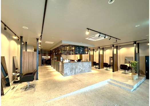 髪質改善オージュア認定サロン un【アン】/ 株式会社 gimmick【ギミック】