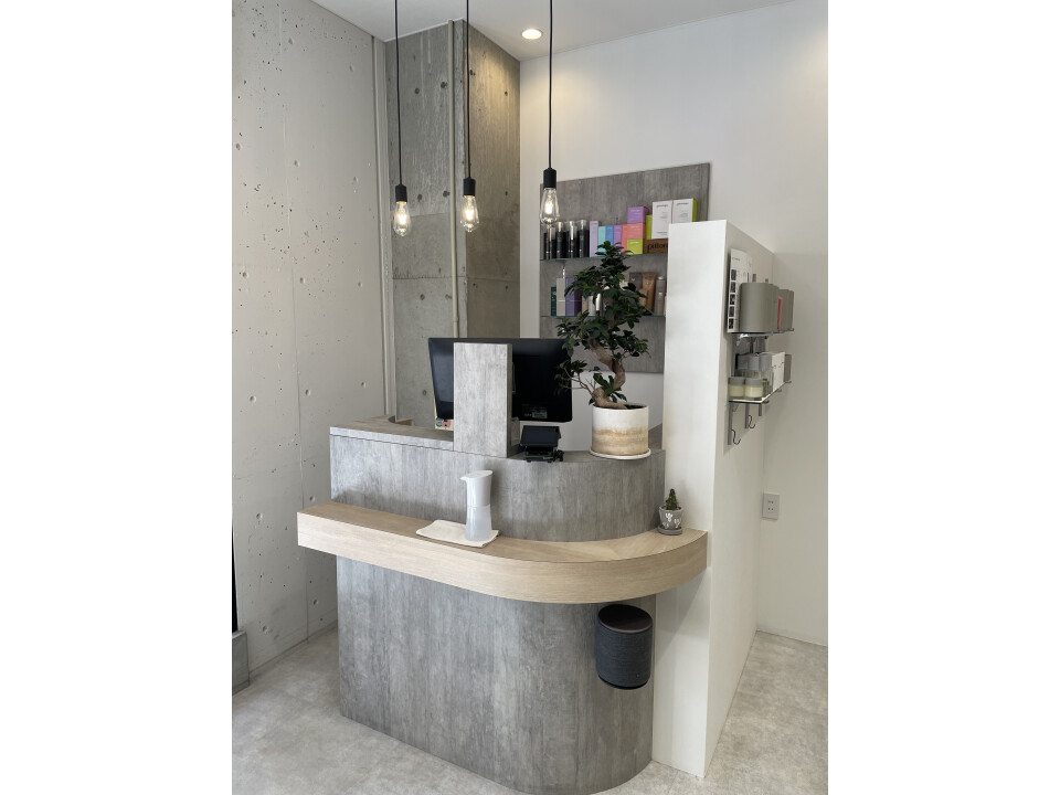 AiCK HAIR AND EYELASH