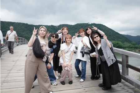 毎年６月恒例！研修旅行でスタッフとの親睦を深めます♪