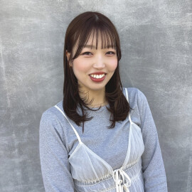 石川　亜実