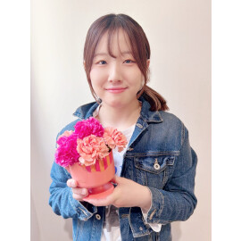 穐山　春佳